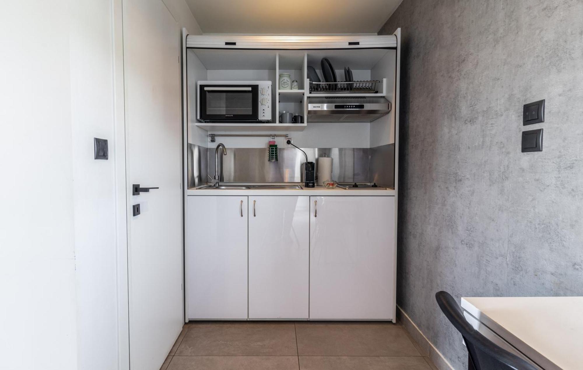 Raise Thessaloniki Avocado Suites Екстериор снимка